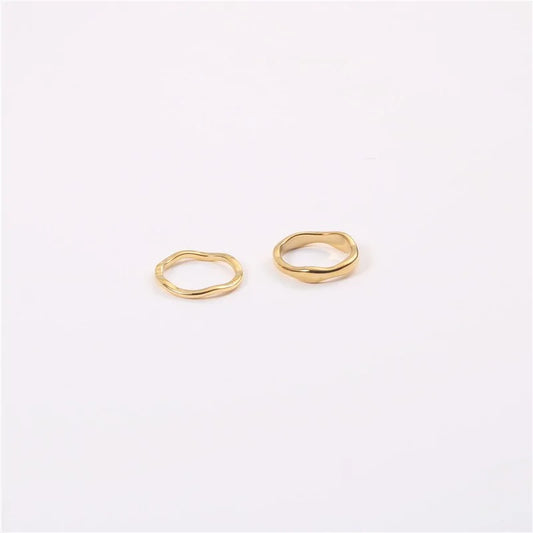 High-End Gold Stripe Rings