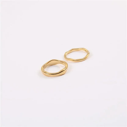 High-End Gold Stripe Rings